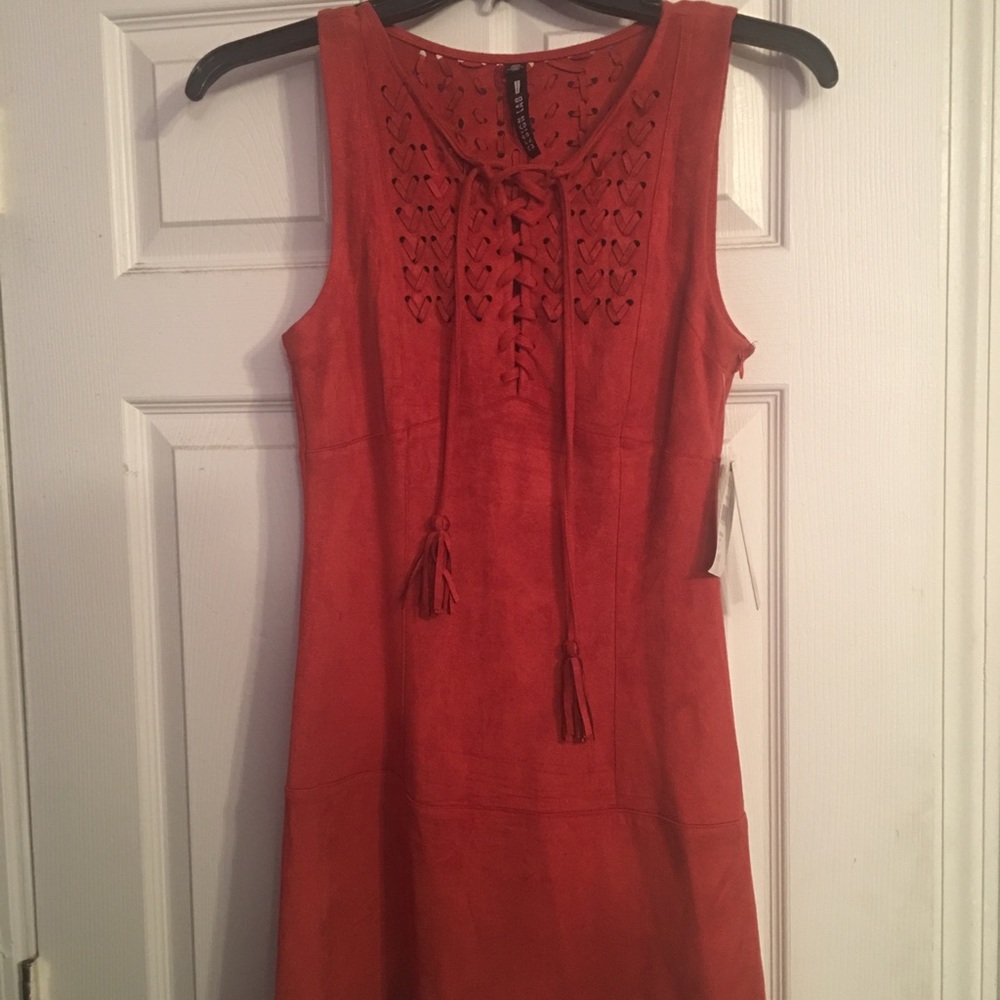 DesignLab Rust Colored Dress - Picture 2 of 3